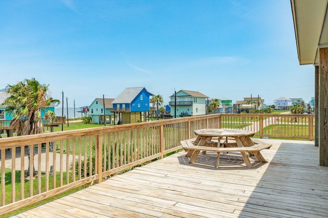 13219 Jolly Roger, Freeport, TX 77541