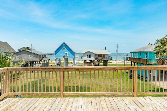13219 Jolly Roger, Freeport, TX 77541