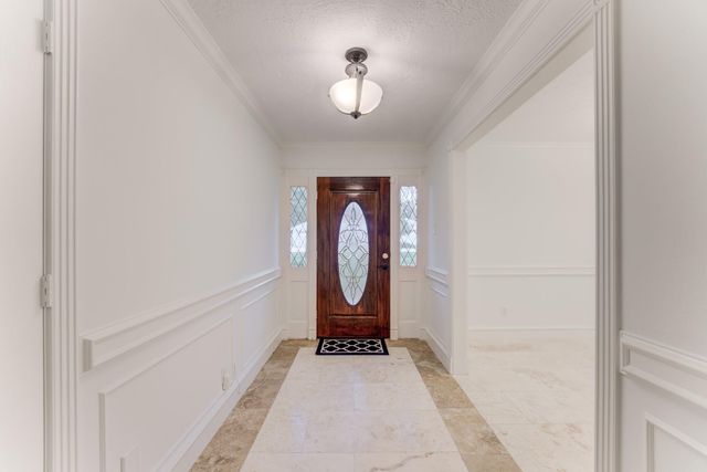 323 Spring Woods Drive, Spring, TX 77386