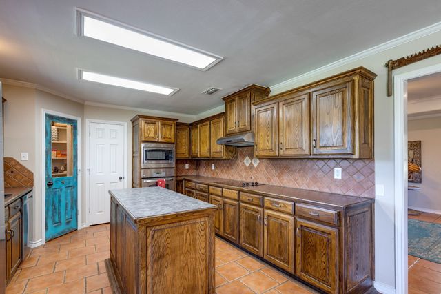 200 Vz County Road 4124, Canton, TX 75103
