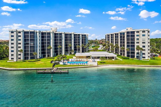19800 Sandpointe Bay 104, Tequesta, FL 33469