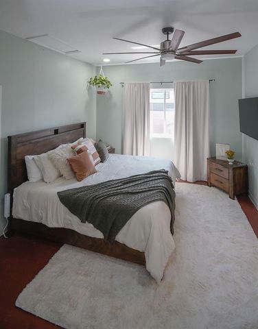 4739 BAYWOOD POINT DRIVE S, Gulfport, FL 33711