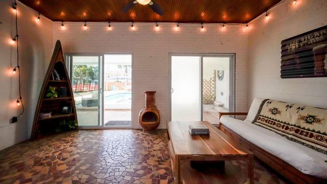 4739 BAYWOOD POINT DRIVE S, Gulfport, FL 33711