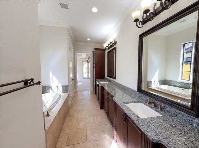 1177 KENWOOD AVENUE, Winter Park, FL 32789