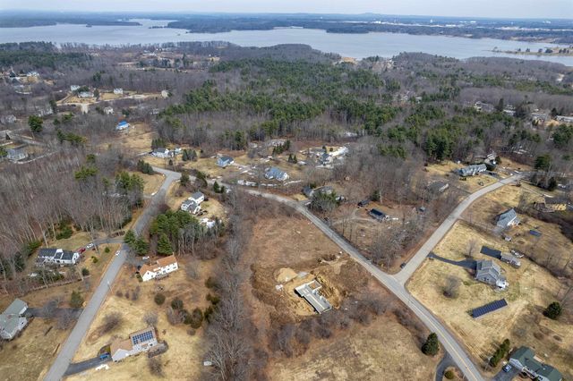 13-1 Dearborn Road, Greenland, NH 03840