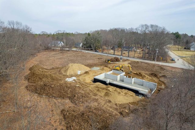 13-1 Dearborn Road, Greenland, NH 03840