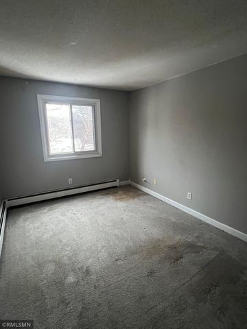 401 E Burnsville Parkway 334, Burnsville, MN 55337