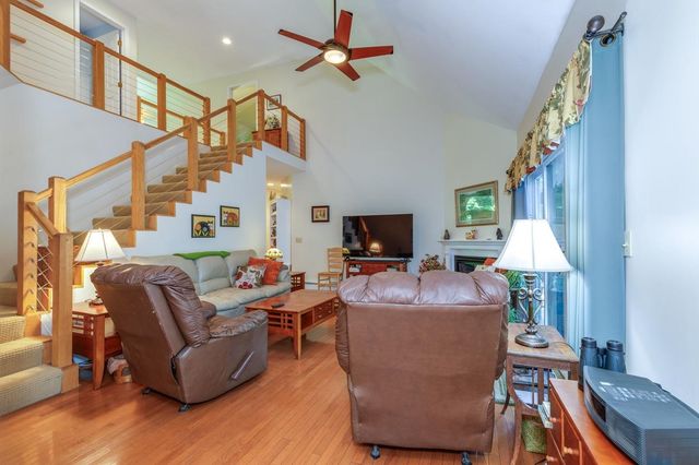 14 Fieldstone Drive, Hooksett, NH 03106