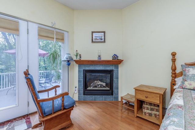 14 Fieldstone Drive, Hooksett, NH 03106