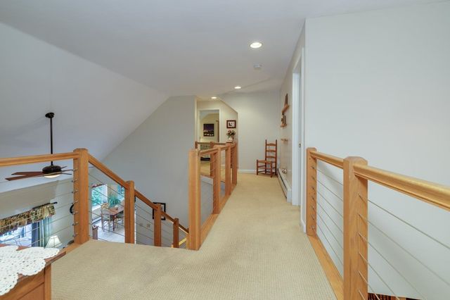 14 Fieldstone Drive, Hooksett, NH 03106