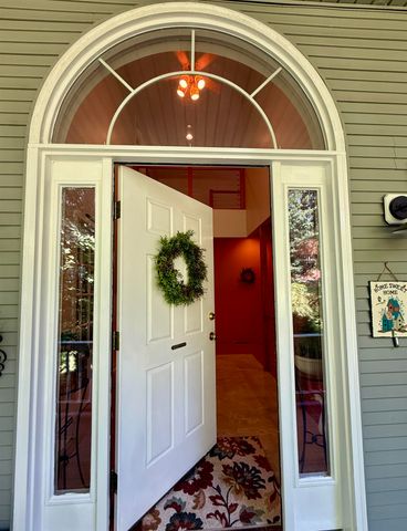 14 Fieldstone Drive, Hooksett, NH 03106