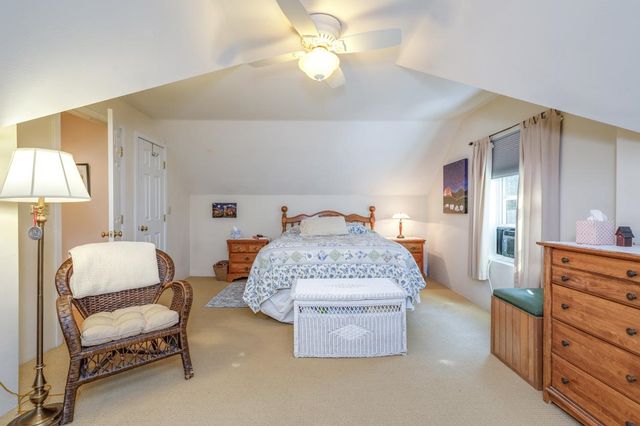14 Fieldstone Drive, Hooksett, NH 03106