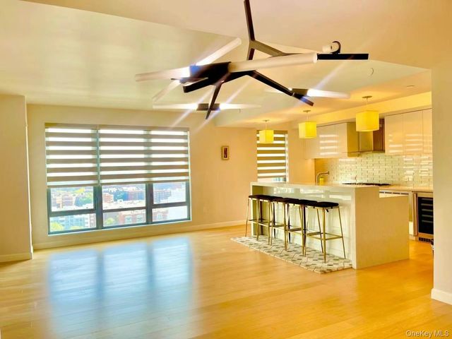 138-35 39th Avenue 16A + 17A, Flushing, NY 11354