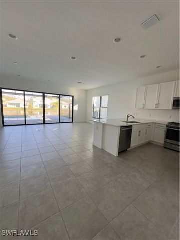 20396 Estero Crossing BLVD, Estero, FL 33928