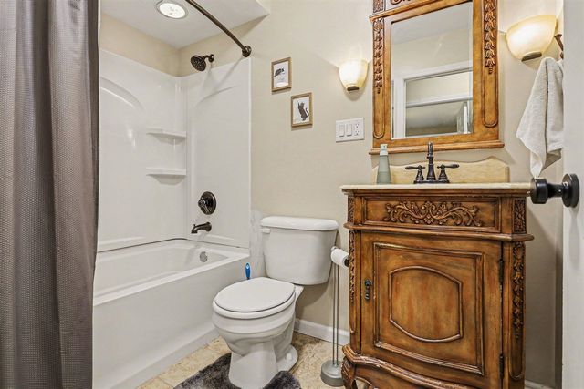 728 Chippewa Trail, Niles, MI 49120