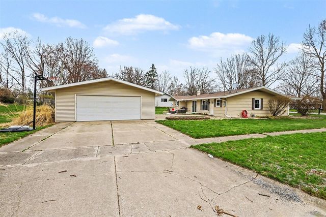 728 Chippewa Trail, Niles, MI 49120
