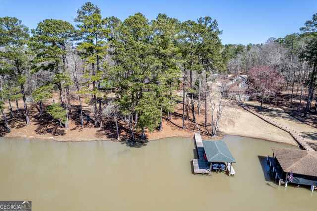 5020 Lake Crest Drive, Sparta, GA 31087