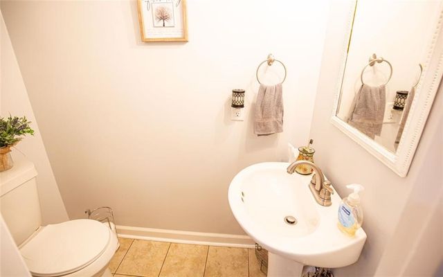 3734 CHEROKEE FORD, Gainesville, GA 30506