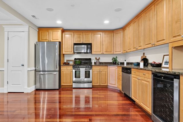 161 E Cottage 2, Boston, MA 02125