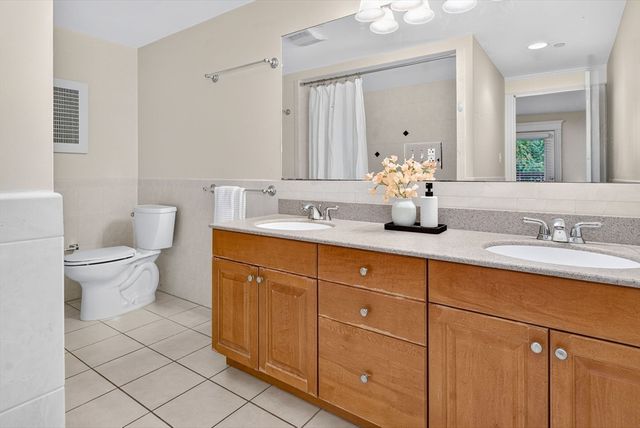 161 E Cottage 2, Boston, MA 02125