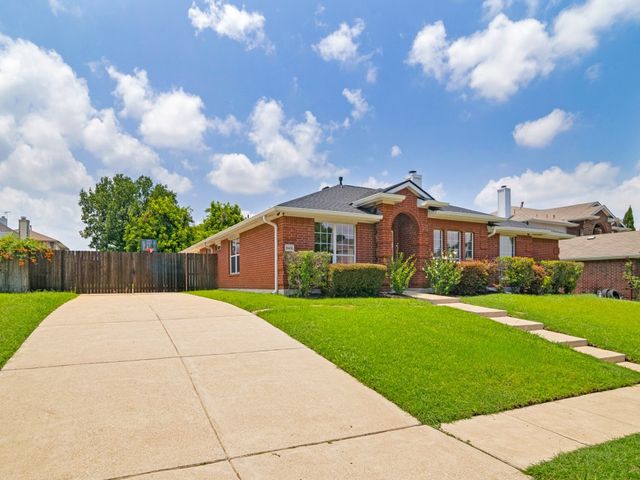 8605 Scooner Street, Rowlett, TX 75089