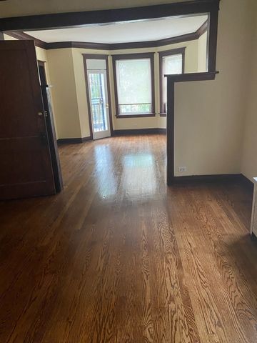 850 N lavergne Avenue 2, Chicago, IL 60651