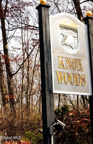 208 Yorktown Drive, Halfmoon, NY 12065