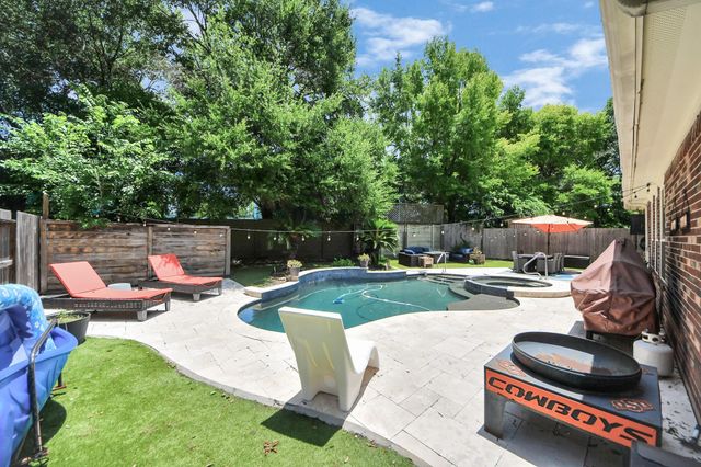 8910 Burleson Court, Houston, TX 77064