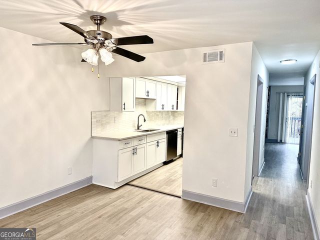 561 Northridge Crossing Drive, Sandy Springs, GA 30350