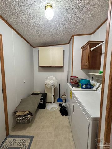 6512 Winston Brown Rd, Milton, FL 32570