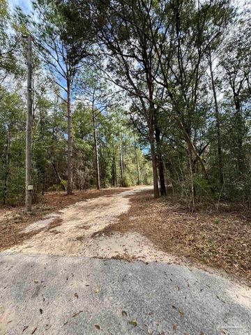 6512 Winston Brown Rd, Milton, FL 32570