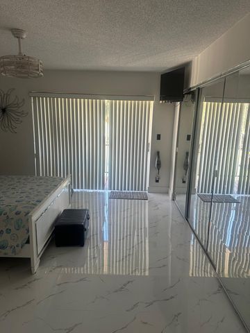 4557 Luxemburg Court, Lake Worth, FL 33467