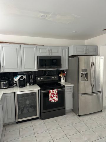 4557 Luxemburg Court, Lake Worth, FL 33467