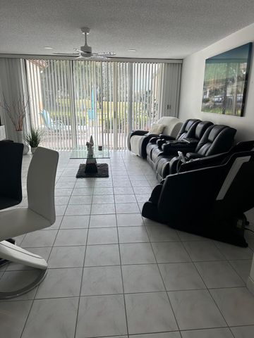 4557 Luxemburg Court, Lake Worth, FL 33467