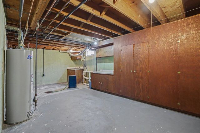 4925 W Freeland Rd Road, Saginaw, MI 48604