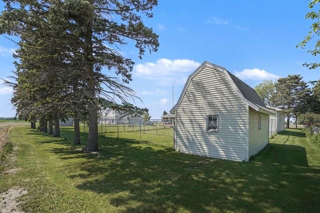 4925 W Freeland Rd Road, Saginaw, MI 48604