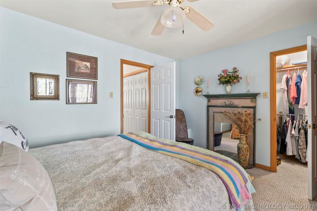 1117 Fox Point Road, Kansas, OK 74347