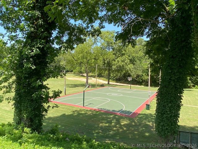 1117 Fox Point Road, Kansas, OK 74347