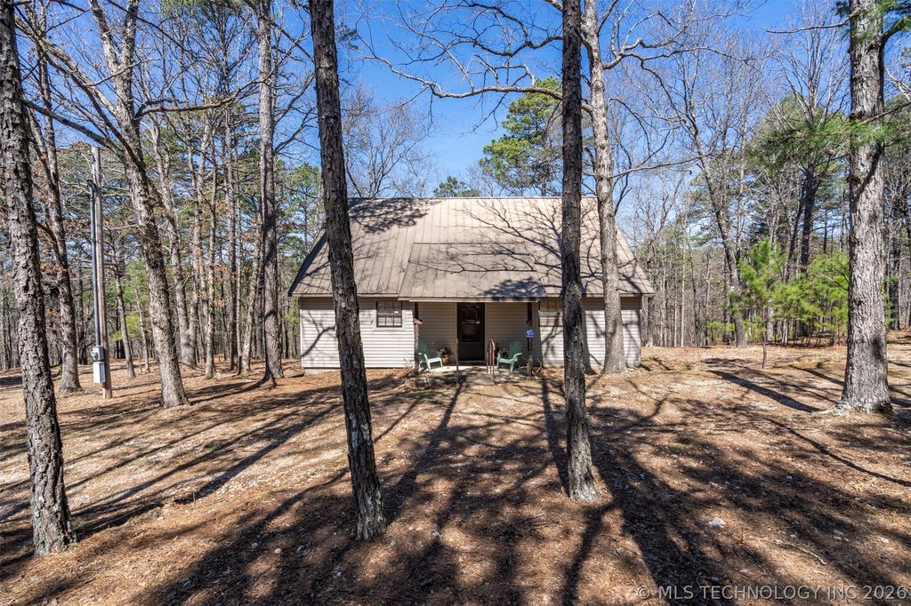 1117 Fox Point Road, Kansas, OK 74347