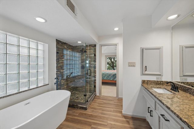 4110 Windswept Drive, Montgomery, TX 77356