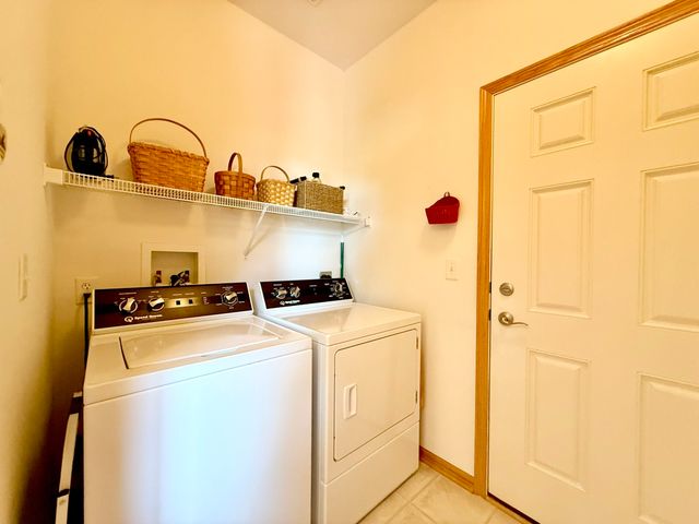 8336 Boulder Drive, West Des Moines, IA 50266
