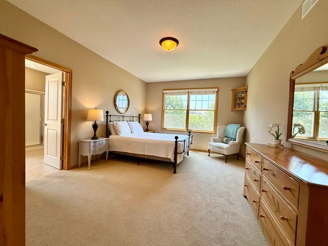 8336 Boulder Drive, West Des Moines, IA 50266