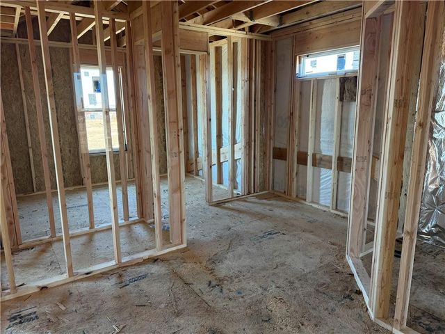 20727 Emerald Street, Spring Hill, KS 66083