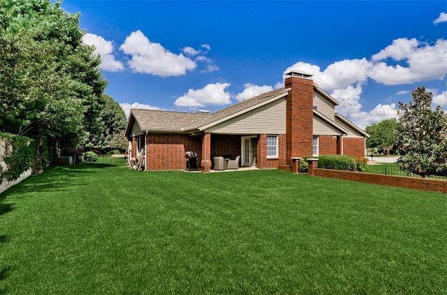 7 S Prairie Dunes Drive, Rogers, AR 72758