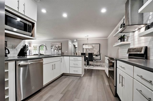 7 S Prairie Dunes Drive, Rogers, AR 72758