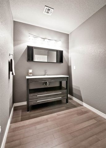 7 S Prairie Dunes Drive, Rogers, AR 72758