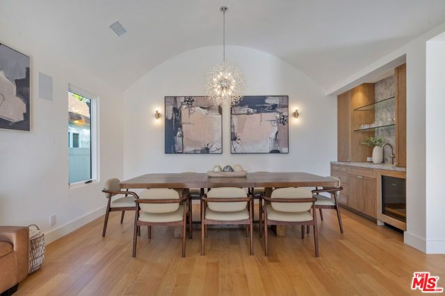 1222 S Genesee Avenue, Los Angeles, CA 90019
