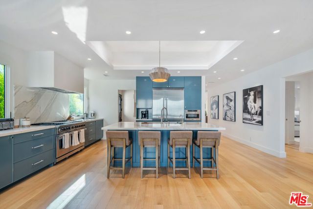 1222 S Genesee Avenue, Los Angeles, CA 90019