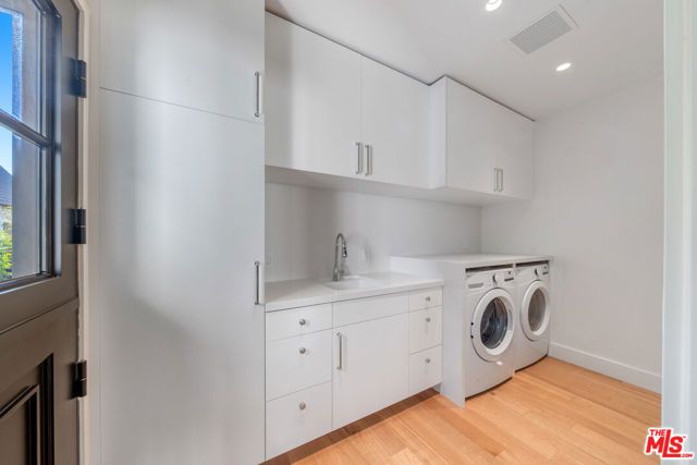 1222 S Genesee Avenue, Los Angeles, CA 90019