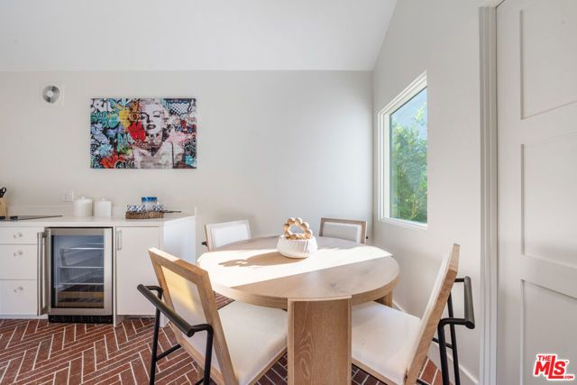 1222 S Genesee Avenue, Los Angeles, CA 90019